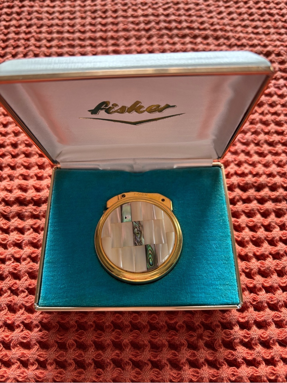 Fisher Mother-of-Pearl picket Lighter- Gold/White